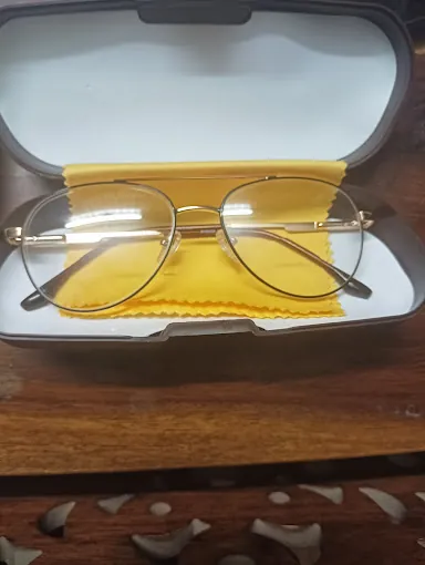 Image of: Crystal View Opticals in Medavakkam 2