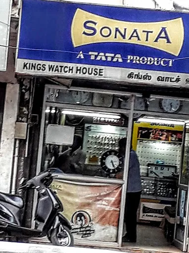 Image of: Kings Watch House in Luz 2