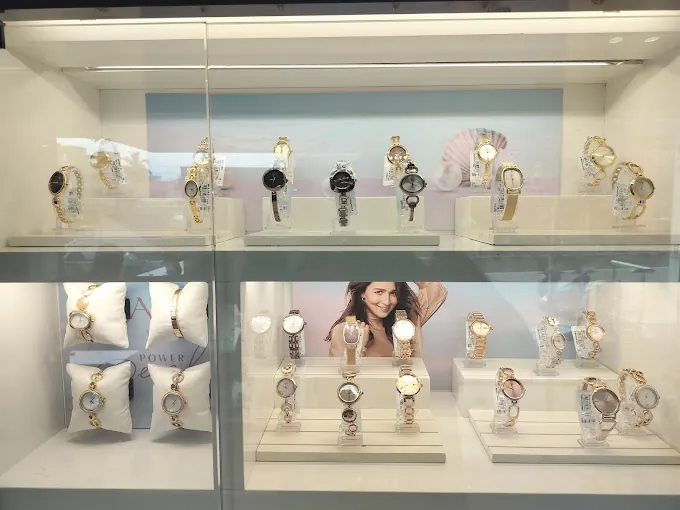 Image of: Titan World in Perungalathur 2