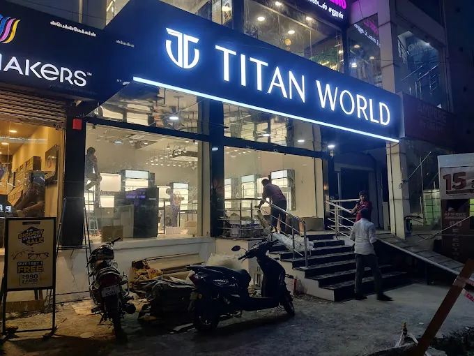 Image of: Titan World in Perungalathur