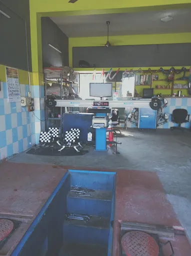 Image of: Chendhoor Tyre Point in Melamadai