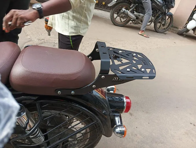 Image of: New Rajan Motors in Villapuram 6
