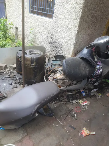 Image of: Nithish Two Wheeler Works in Koodal Nagar 3