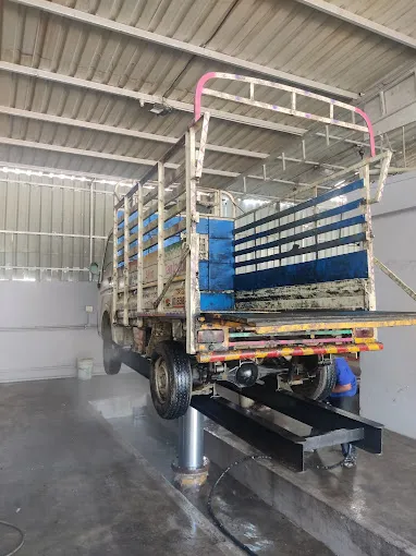 Image of: Om Sakthi Car Water Service in Kk Nagar 4