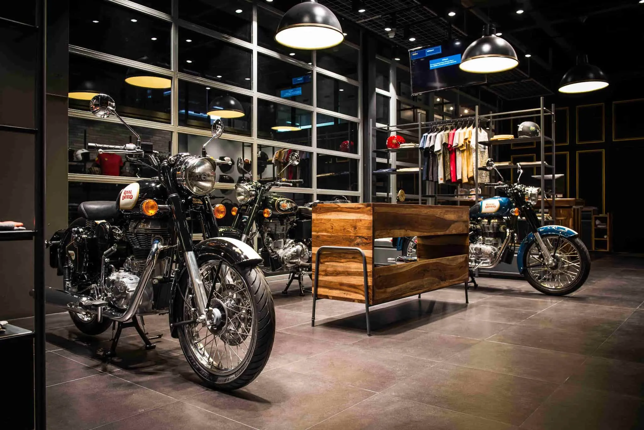 Image of: Royal Enfield Showroom Gg Motors in Simmakkal