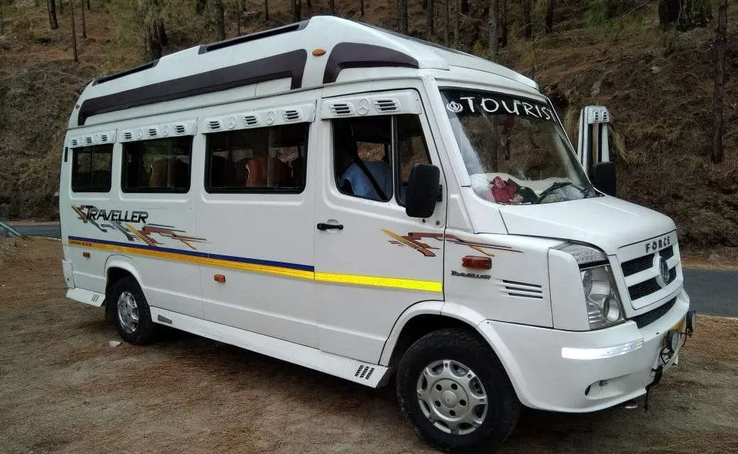 Image of: Tempo Traveller in Madurai