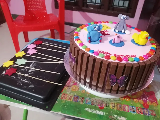 Image of: Anithas Bakery Delights in Kochadai 5