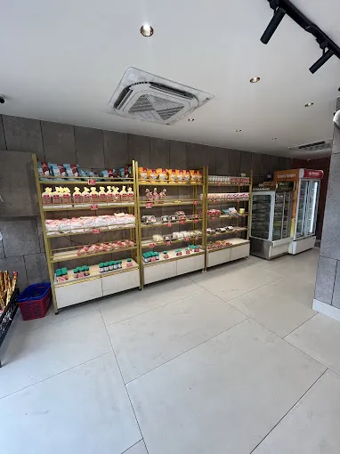 Image of: Bg Naidu Sweets Shop in Shenoy Nagar 3
