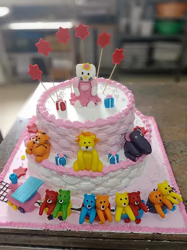 Image of: Blaack Forest Bakery in Madurai