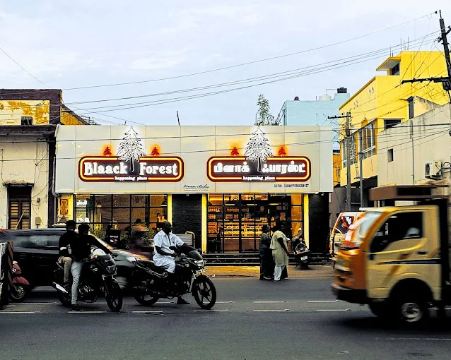 Image of: Blaack Forest in K Pudur 3