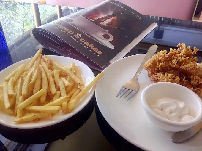 Image of: Cream E Cakes in K Pudur 5