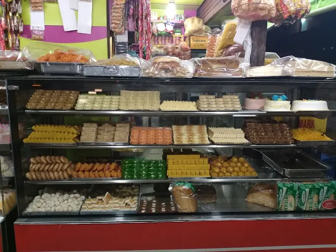 Image of: Gp Royal Hot Puffs in Thirunagar