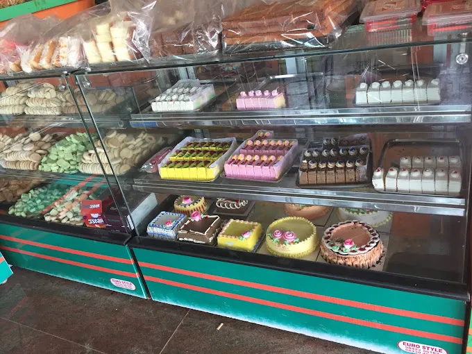 Image of: Iyengars Bakery in South Gate 6