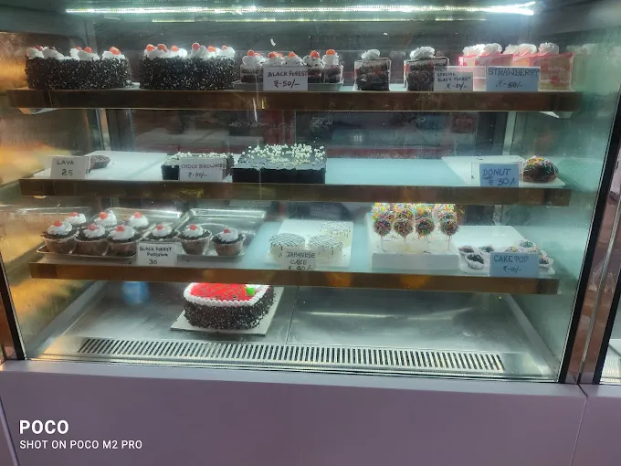 Image of: K N V Bakery in Madurai