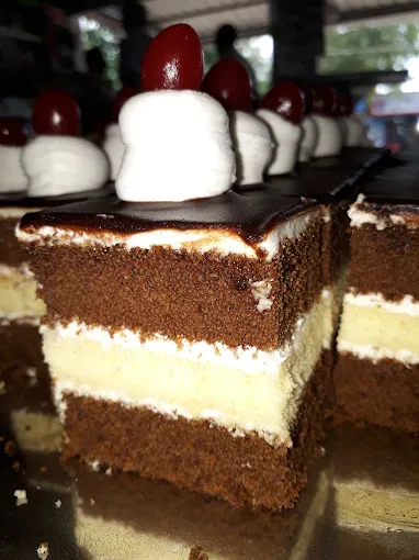 Image of: Kaja Bakery in Madurai 5
