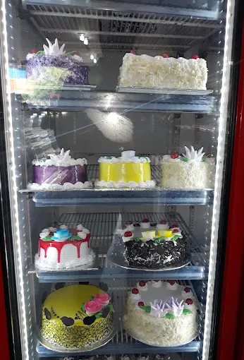 Image of: Lala Bakery in South Gate 5