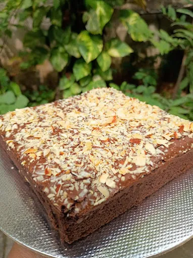 Image of: Laural Brownies And Pastries in Reserve Line 3
