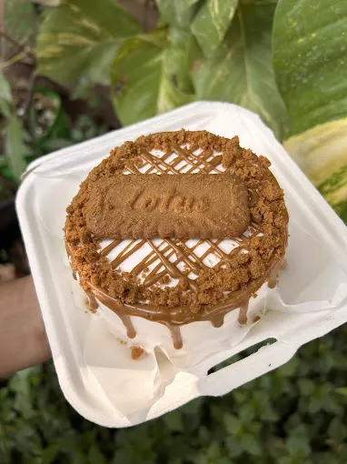 Image of: Laural Brownies And Pastries in Reserve Line 4