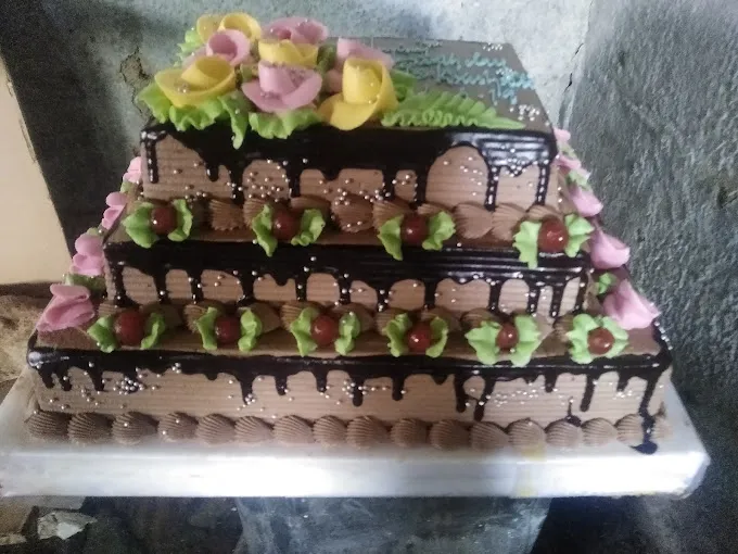 Image of: M R M Timepass Bakery in Madurai 6
