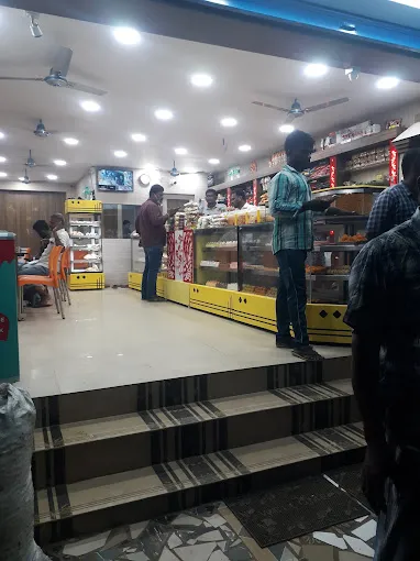 Image of: Mahalakshmi Cakes Sweets in Madurai 2