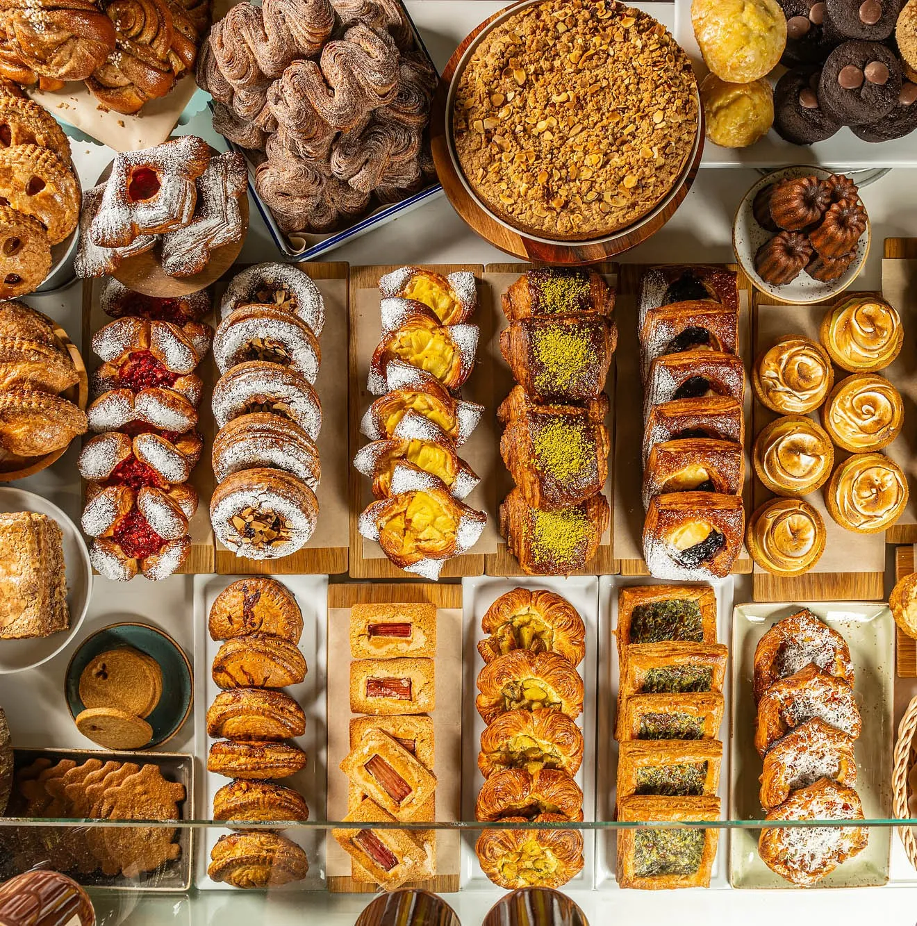 Image of: Mohan Sweets in Mahal