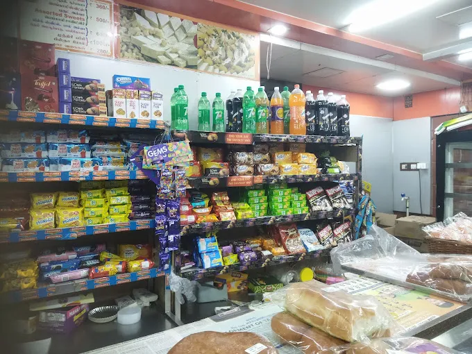 Image of: Naveen Bakery in Anna Nagar 7