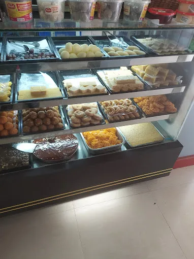 Image of: Naveen Bakery in Shenoy Nagar 2