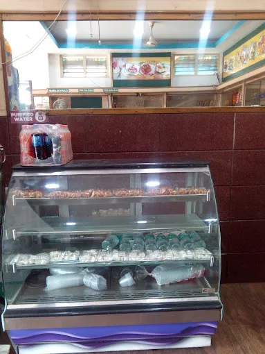 Image of: New Madura Sweets Bakery in Reserve Line 3