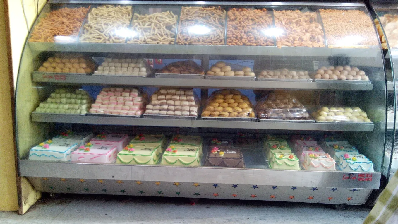 Image of: New Panjuvilas Sweets in Madurai