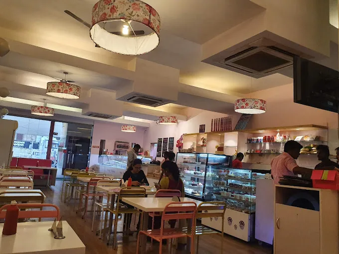Image of: Puppys Bakery in Anna Nagar 3