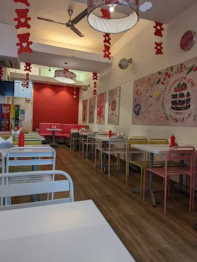 Image of: Puppys Bakery in Anna Nagar