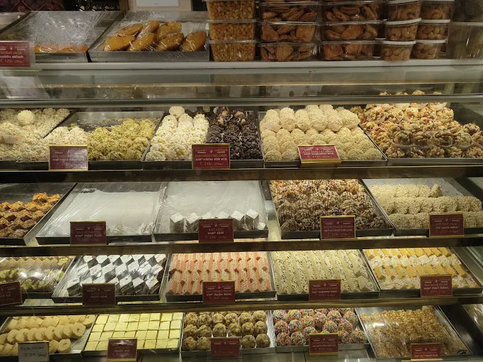 Image of: Ramdev Sweets Snacks in Madurai 3