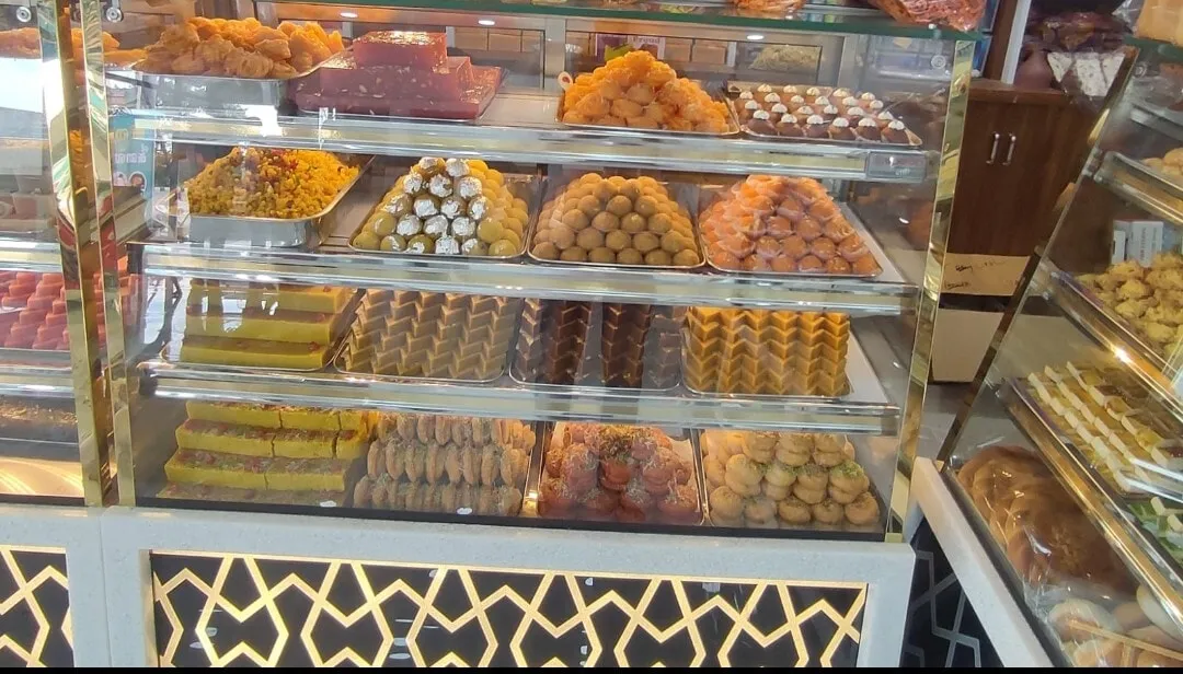 Image of: Ravi Essence Mart in Mahal