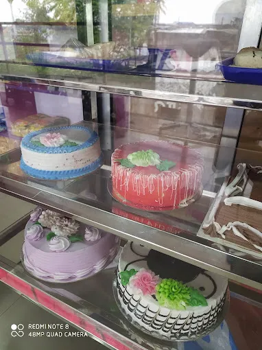 Image of: Royal Bakery in Madurai 2