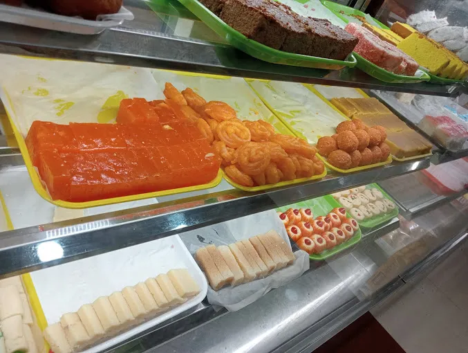 Image of: Royal Bakery in Madurai 3