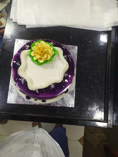 Image of: 7 Days Bakery in K Pudur 2