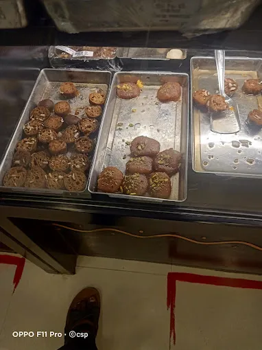 Image of: Sri Krishna Sweets in Madurai 2