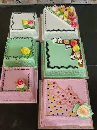 Image of: Sri Lakshmi Bakery Sweets in Madurai 3