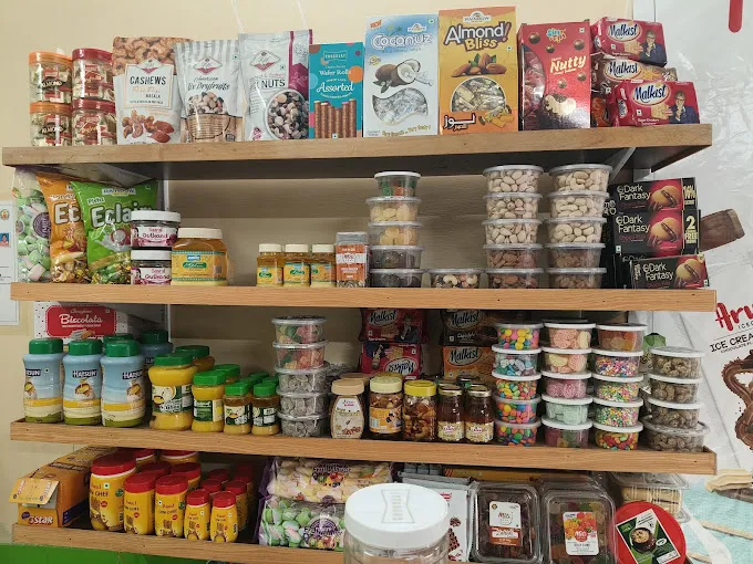 Image of: Sri Murugan Store in Iyer Bungalow 2