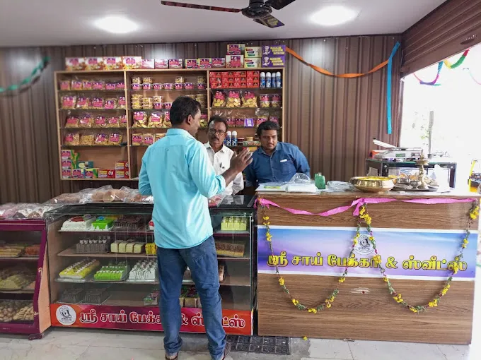 Image of: Sri Sai Bakery And Sweets in Madurai
