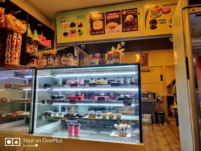 Image of: The Lava Cakes Bakery in Andalpuram