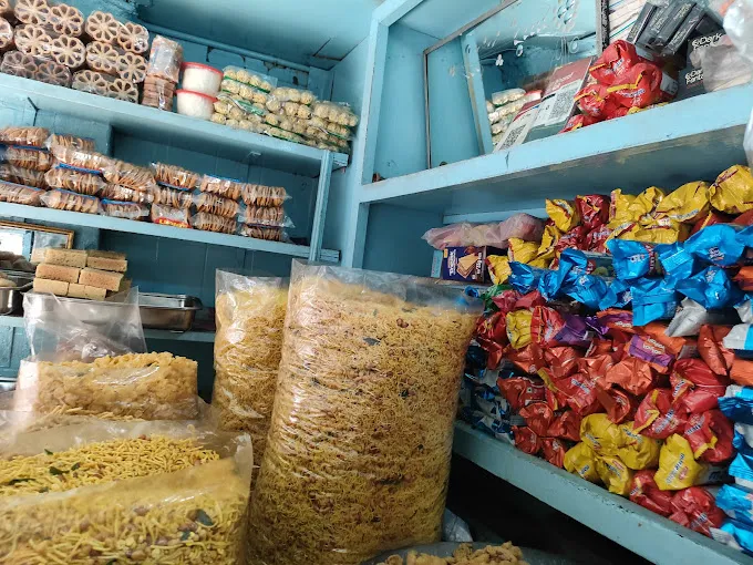 Image of: Therkuvasal Pakkoda Shop in South Gate