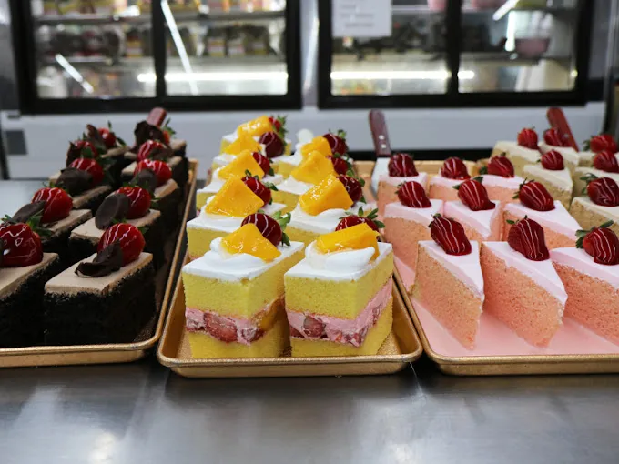 Image of: V P Madhura Bakery in Madurai 2