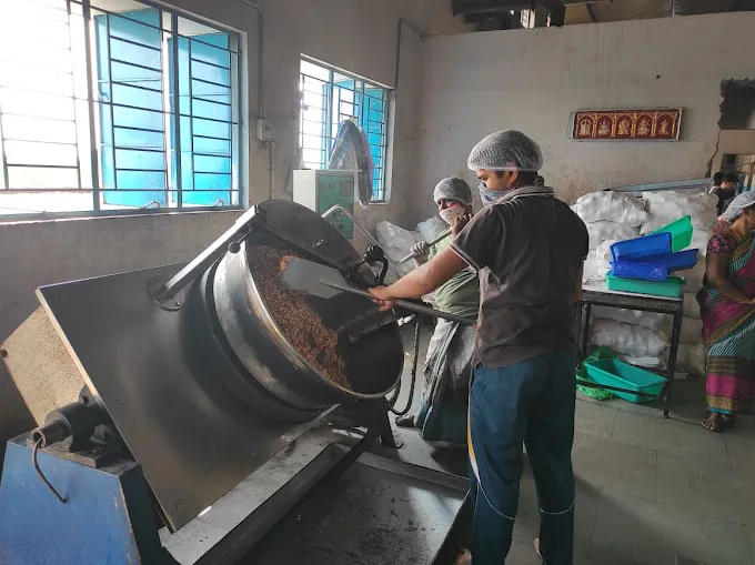 Image of: Vanitha Sweets in Sellur 4