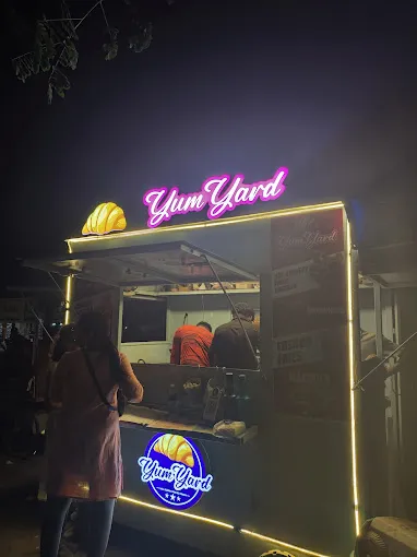 Image of: Yum Yard in Ponmeni 3