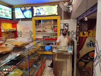 Image of: Bhagavathi Sweet And Karam Shop In Mahal