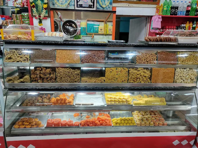 Image of: Lala Sweets And Cafe In Madurai