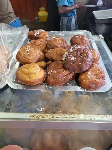 Image of: Maalkudi Bakery In Madurai 2