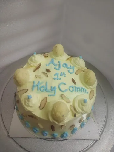 Image of: Pavis Creamy Creations In Kochadai 2