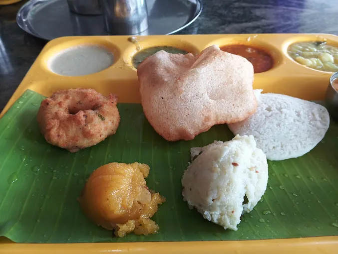 Image of: Sri Kamatchi Bakery In Madurai 3